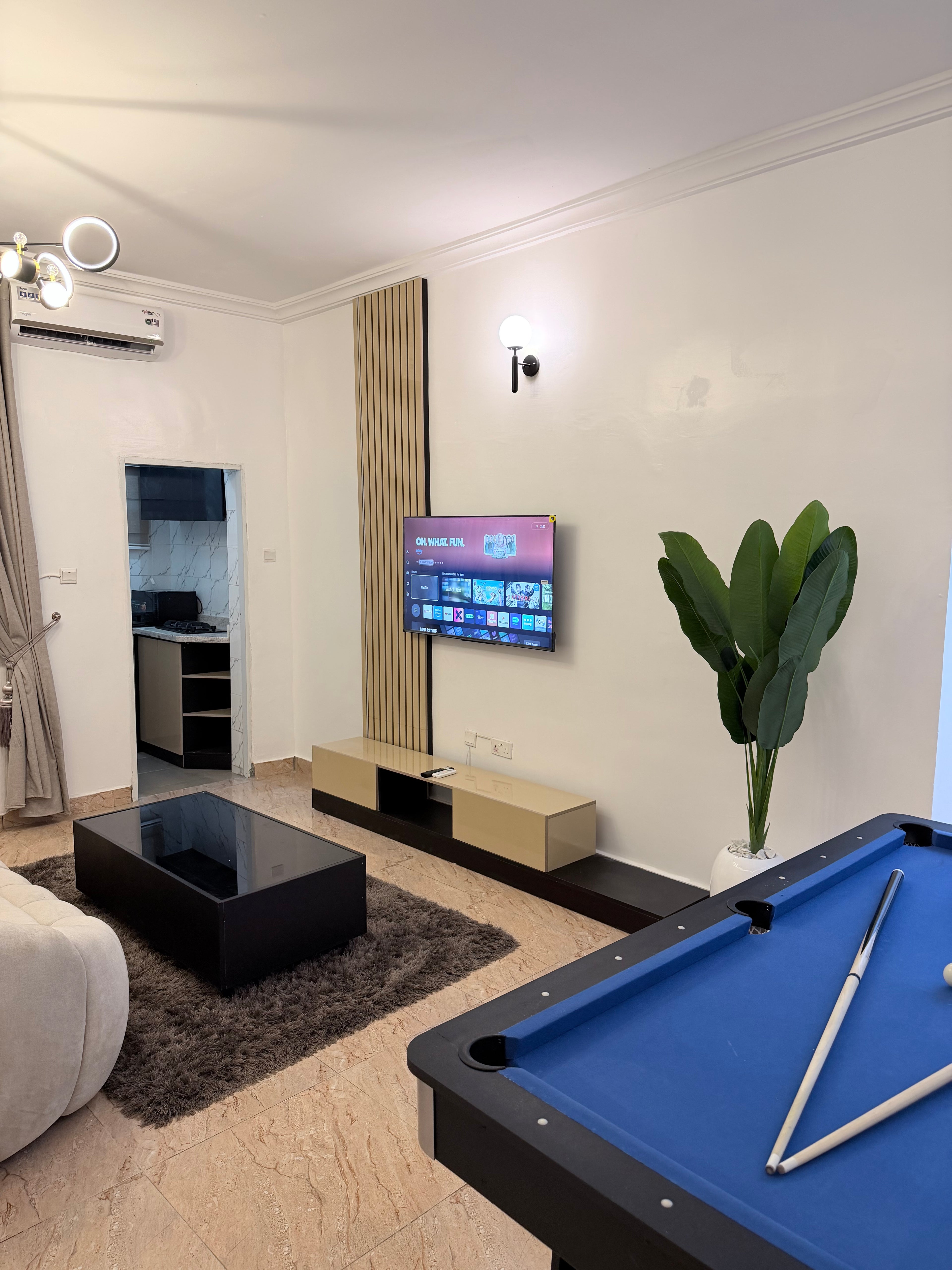 1-Bedroom Apartment with Snooker Table – Wuye