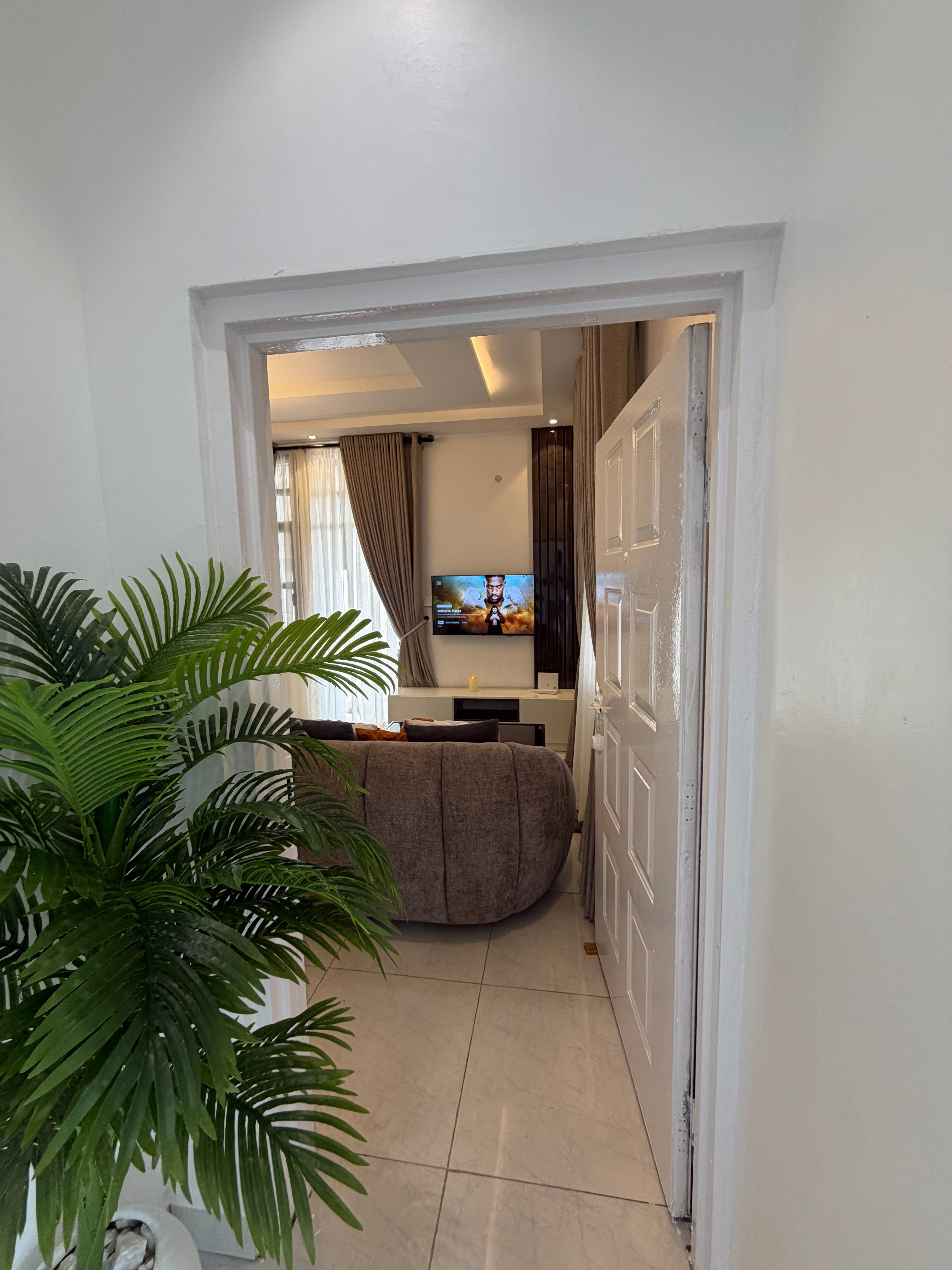 Luxury Studio Apartment – Asokoro, Abuja