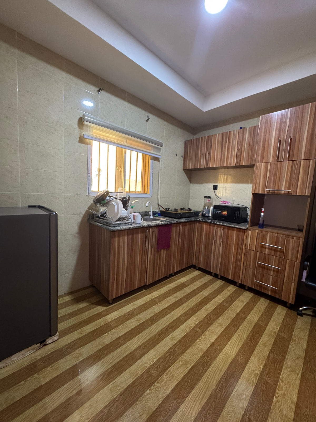 Luxury 1-Bedroom Apartment – Flat 2, Jahi (By Gilmore), Abuja

₦1,350,000 per month