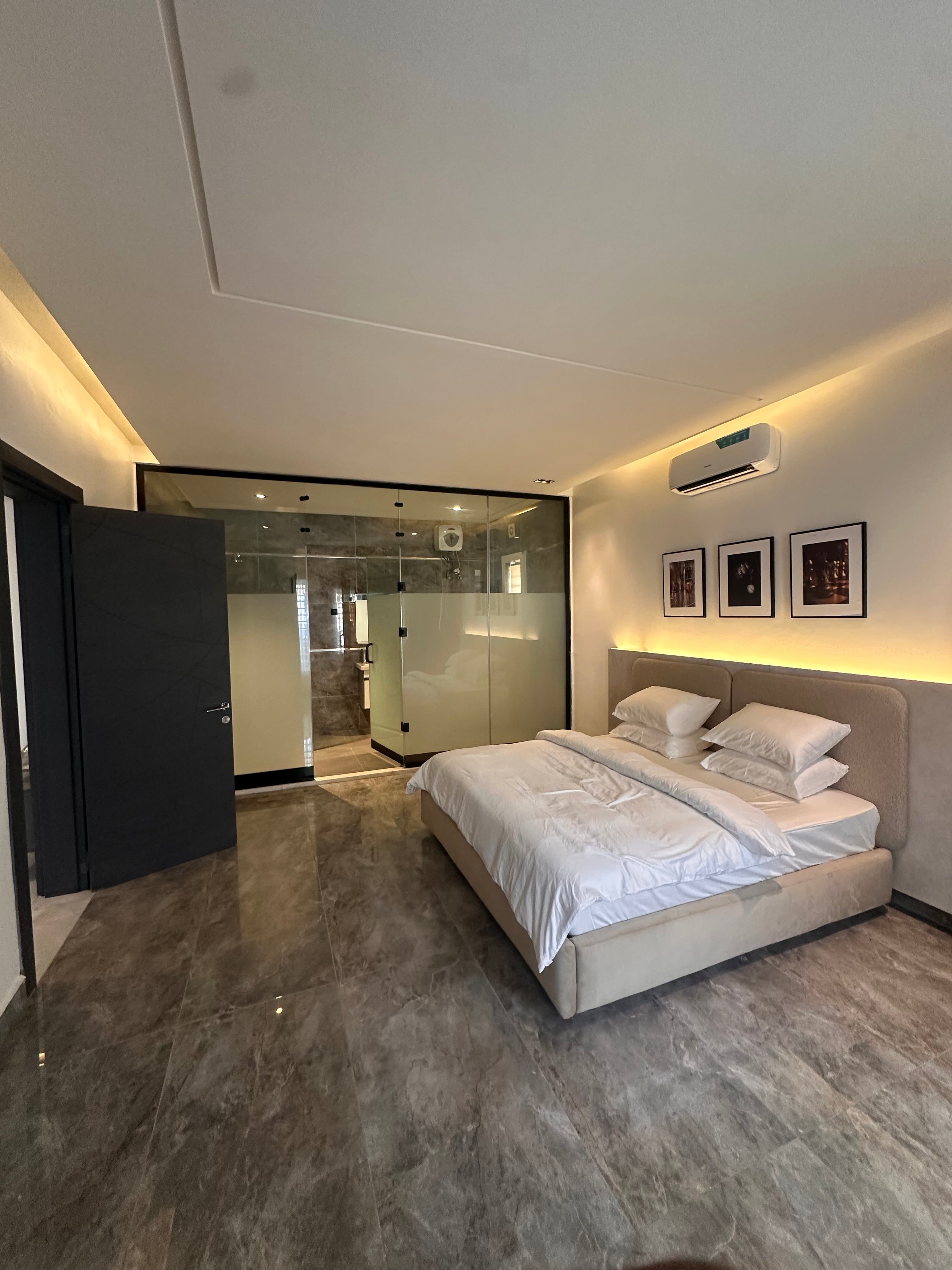 Luxury 3 bedroom Jahi by Gilmore