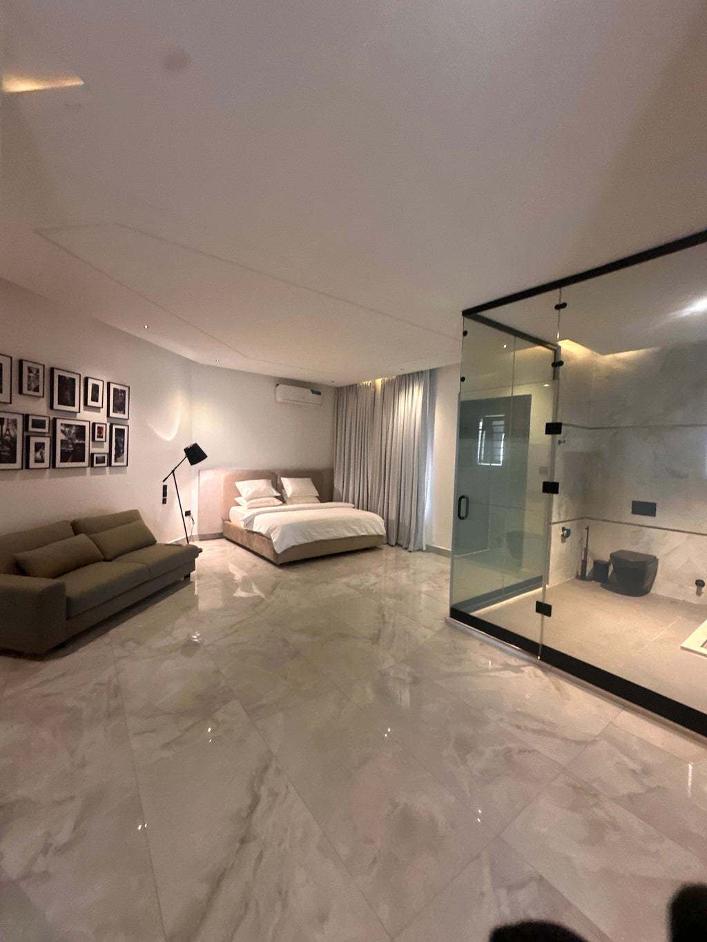 Luxury 2-Bedroom Penthouse with Private Hot Jacuzzi – Jahi, Abuja