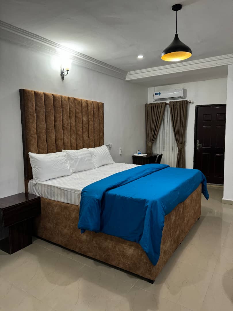 Studio apartment in Wuye 24h light WiFi washing machine