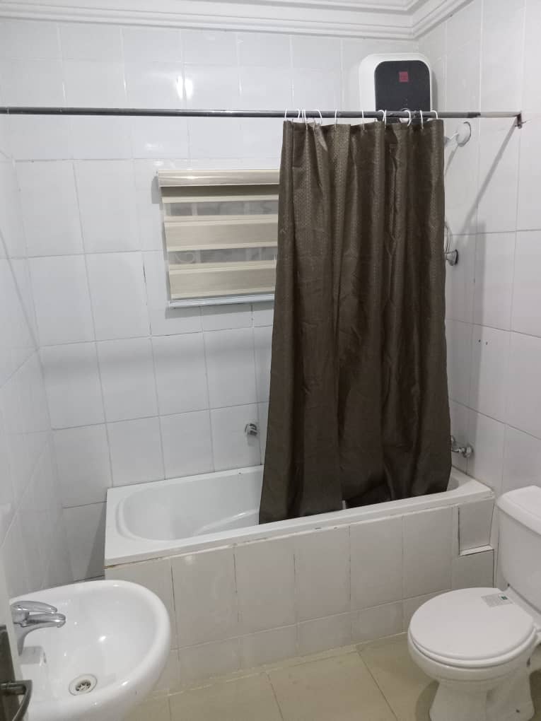 Studio apartment in Wuye 24h light WiFi washing machine