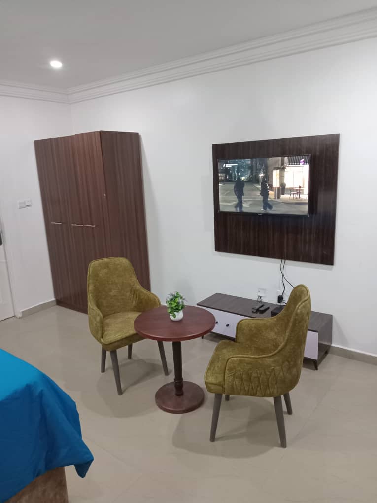 Studio apartment in Wuye 24h light WiFi washing machine