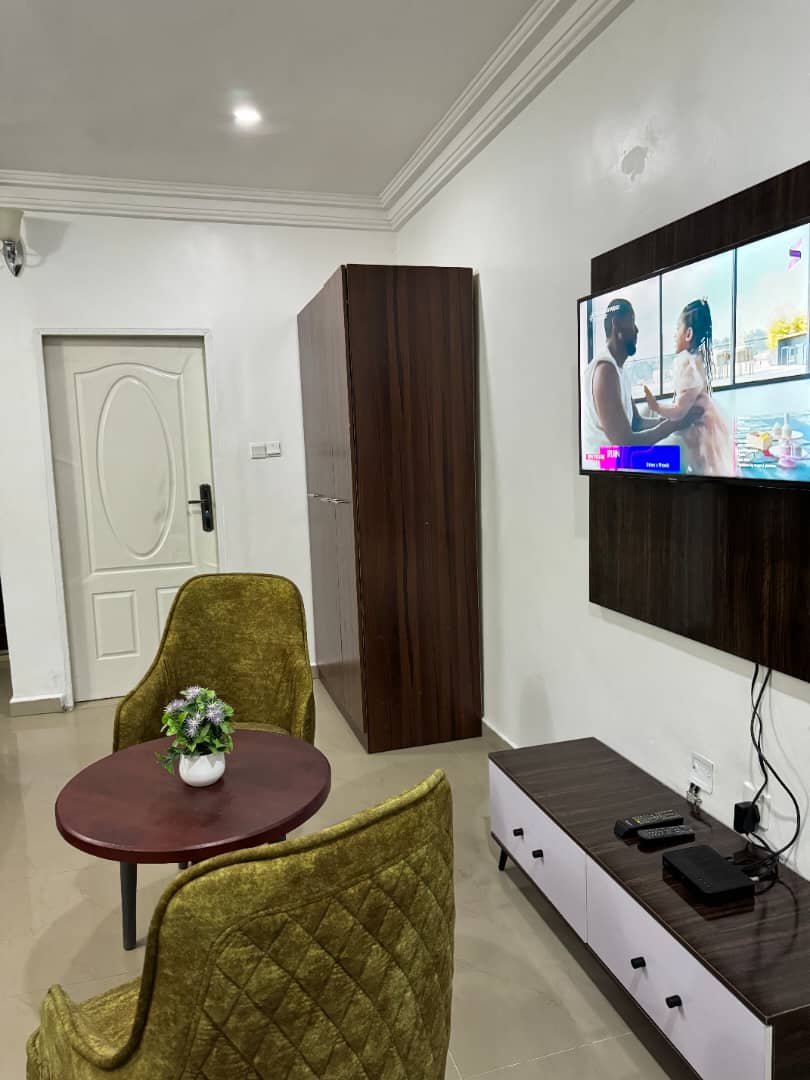 Studio apartment in Wuye 24h light WiFi washing machine