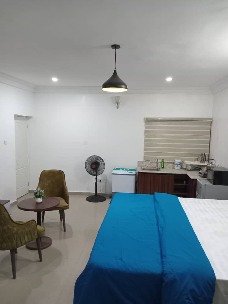 Studio apartment in Wuye 24h light WiFi washing machine