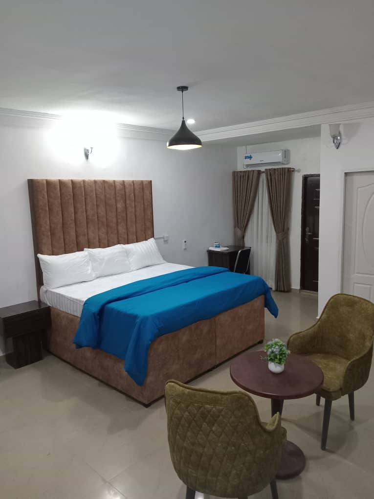 Studio apartment in Wuye 24h light WiFi washing machine