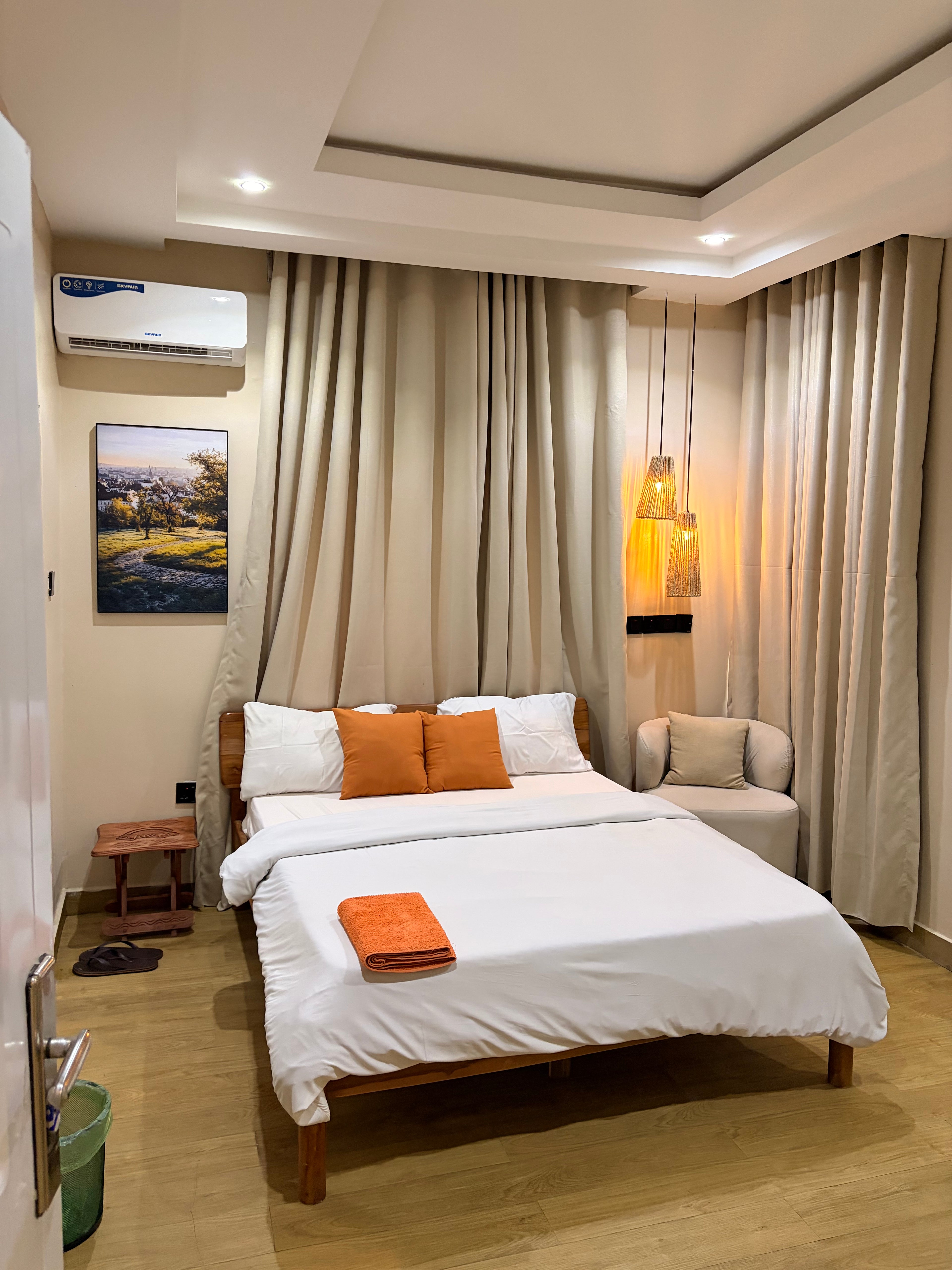 Lux Single room in katampe