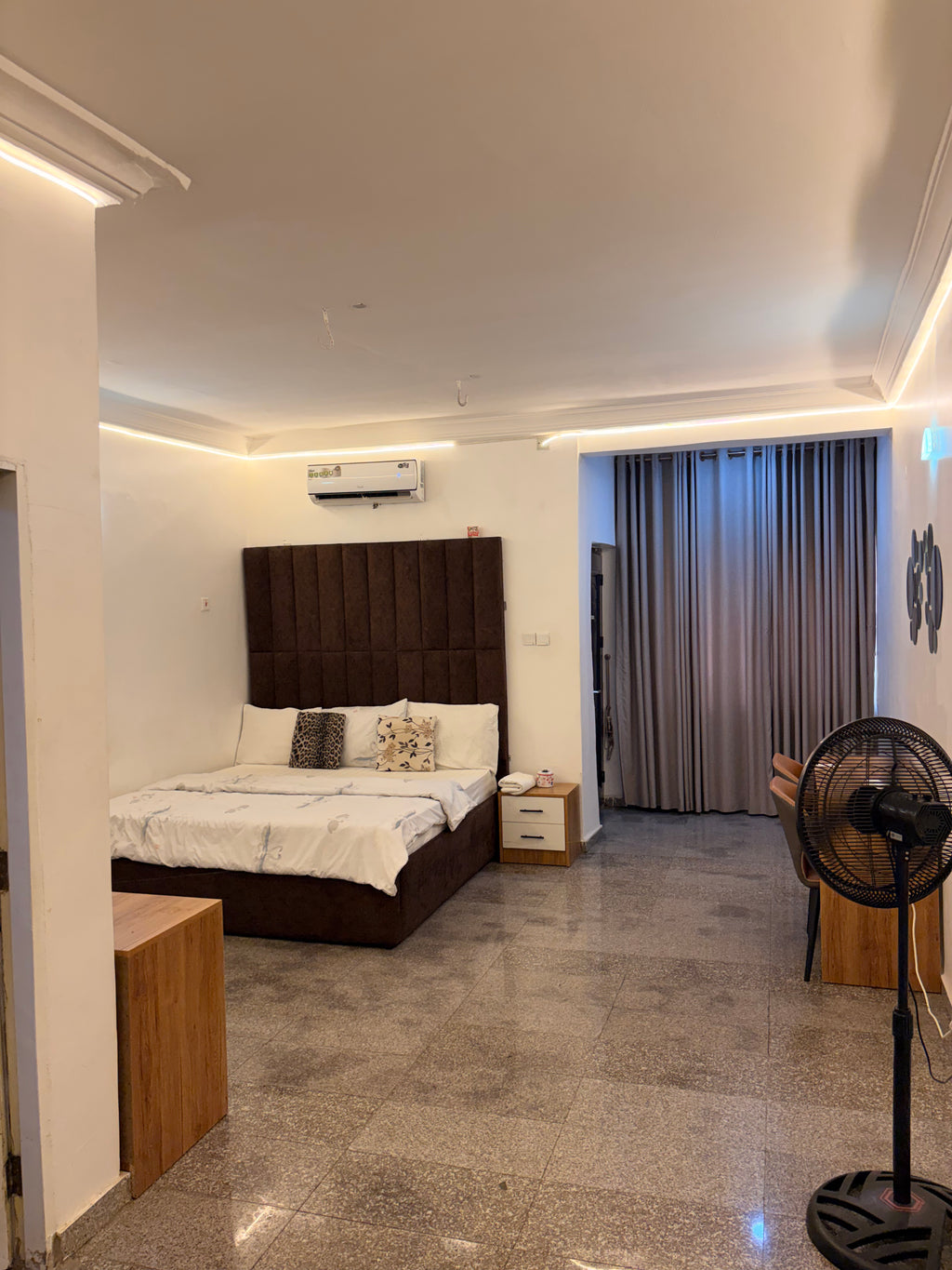 Big studio apartment in Wuye