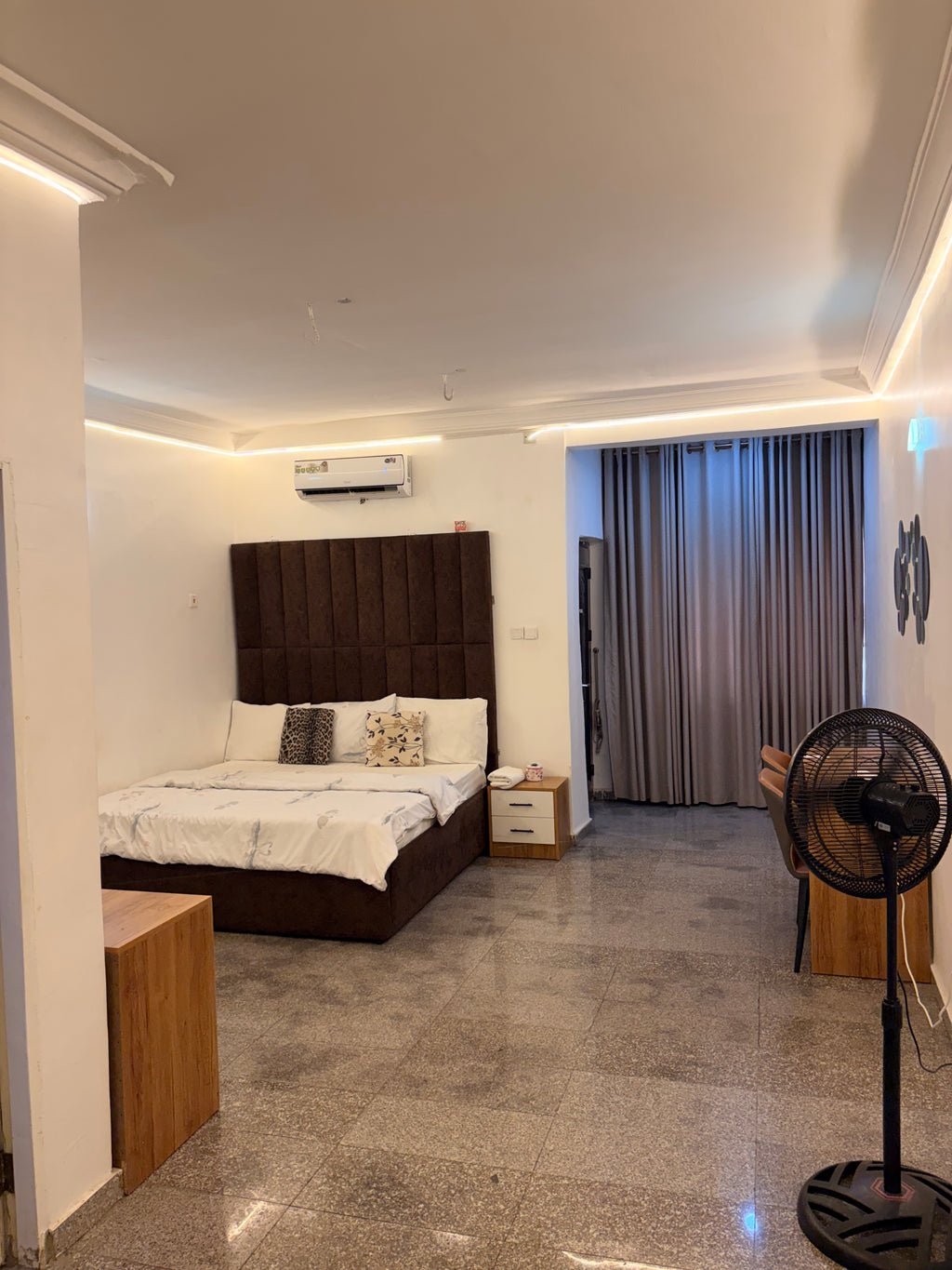 Big studio apartment in Wuye