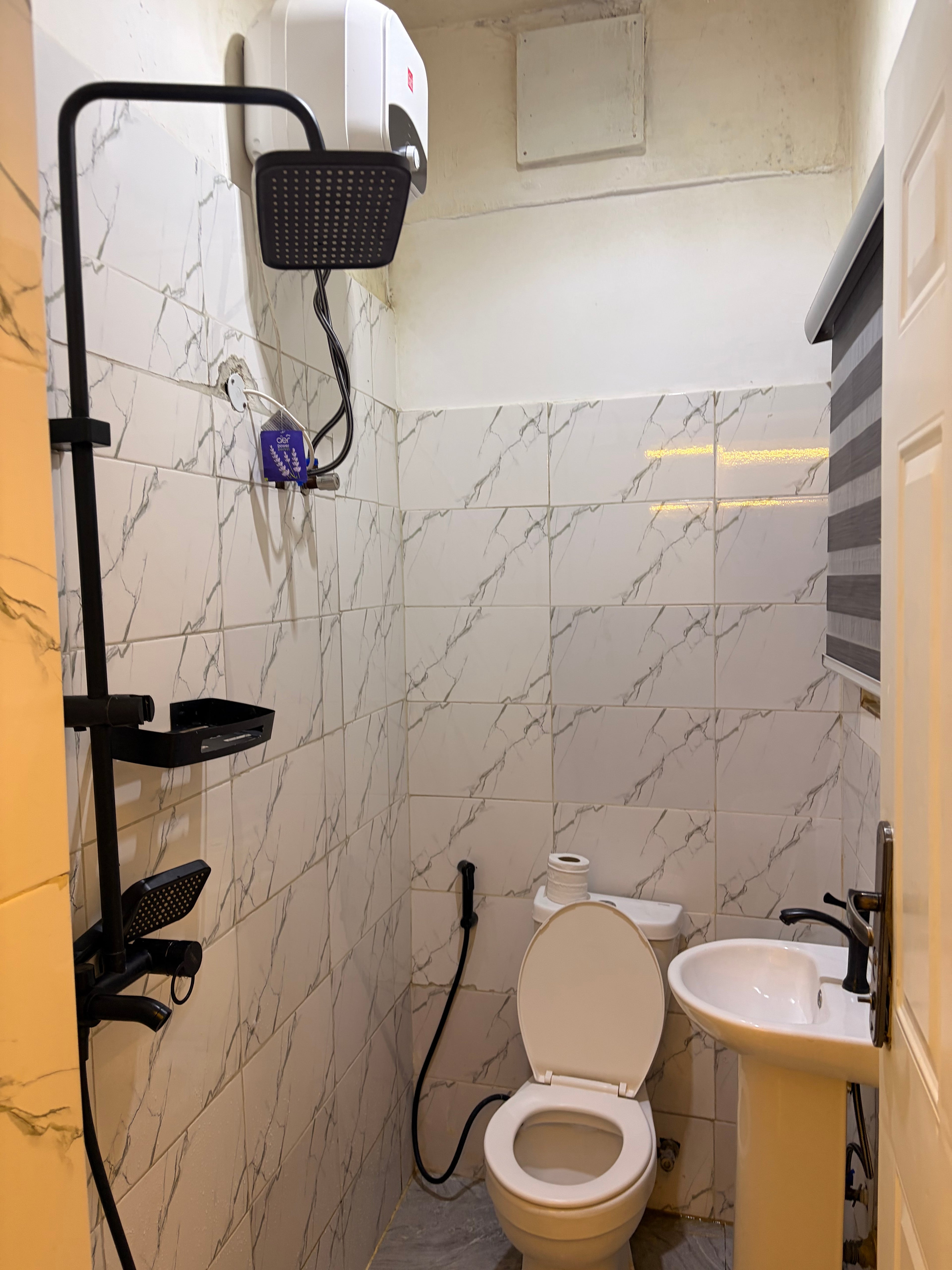Big studio apartment in Wuye
