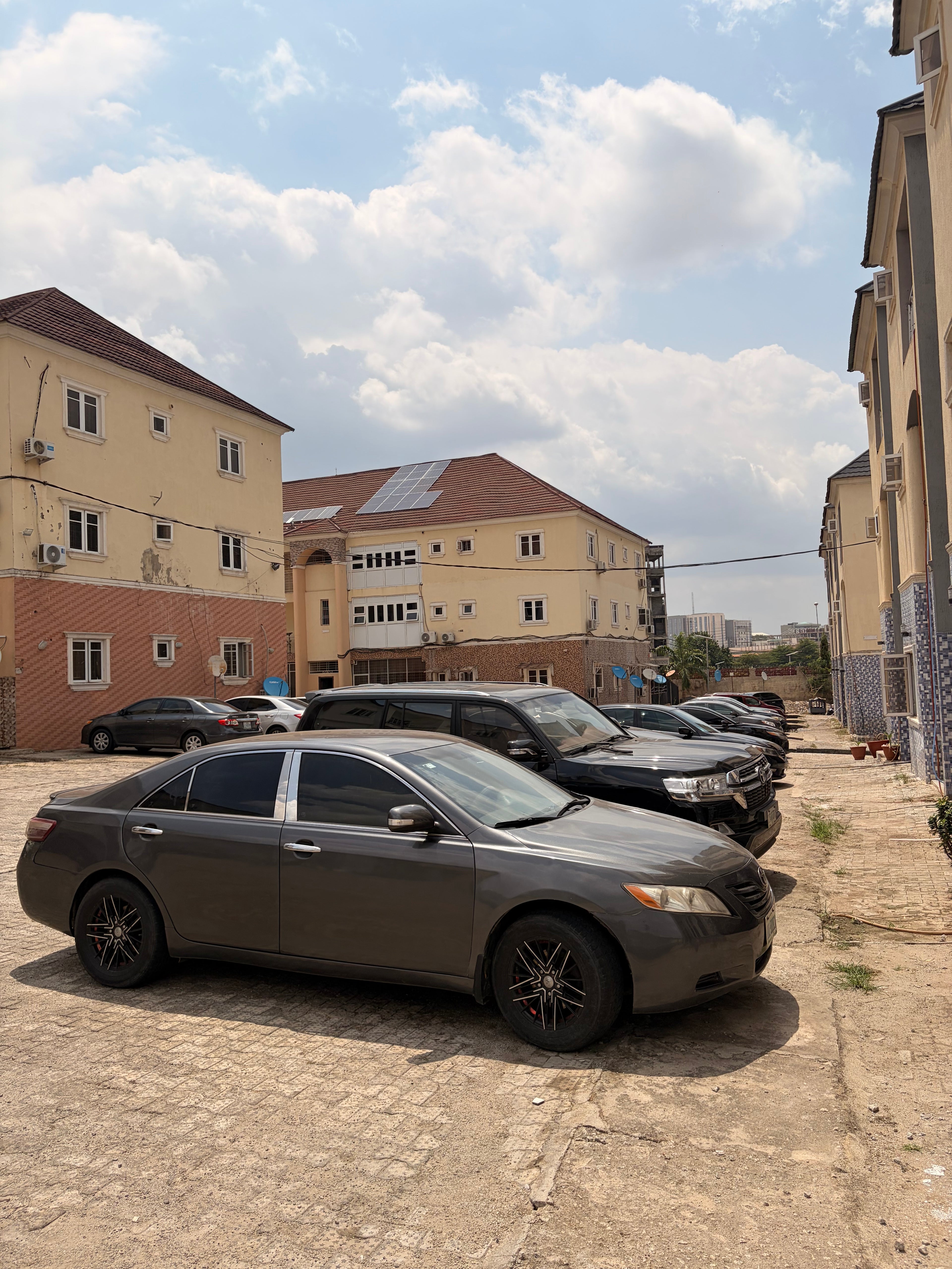 Big studio apartment in Wuye