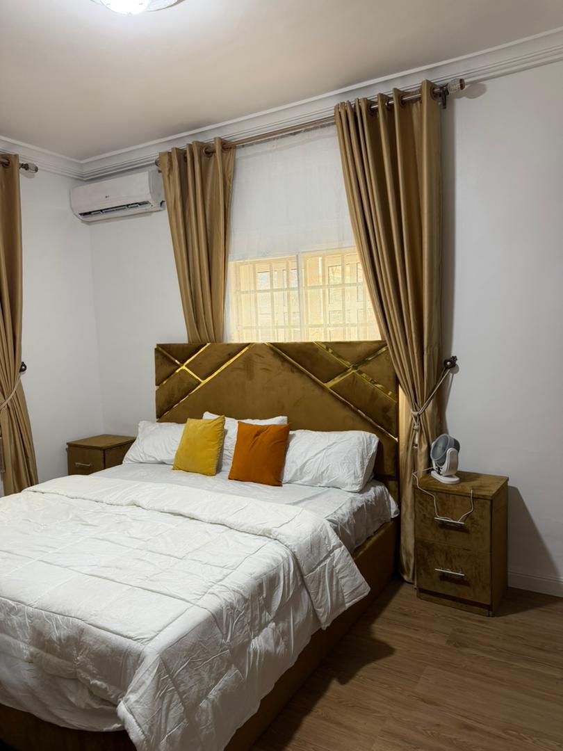 Luxury 1-Bedroom Apartment – Wuse 2, Abuja

₦2,100,000 per month