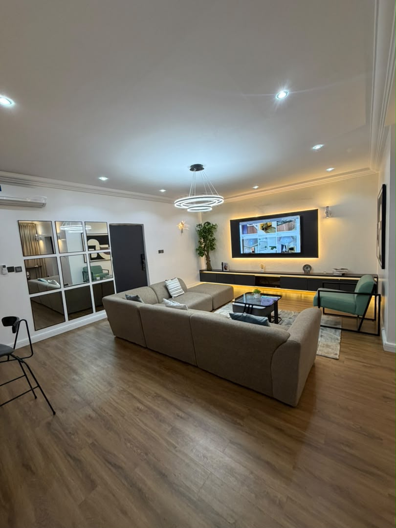Luxury 1-Bedroom Apartment – Utako, Abuja