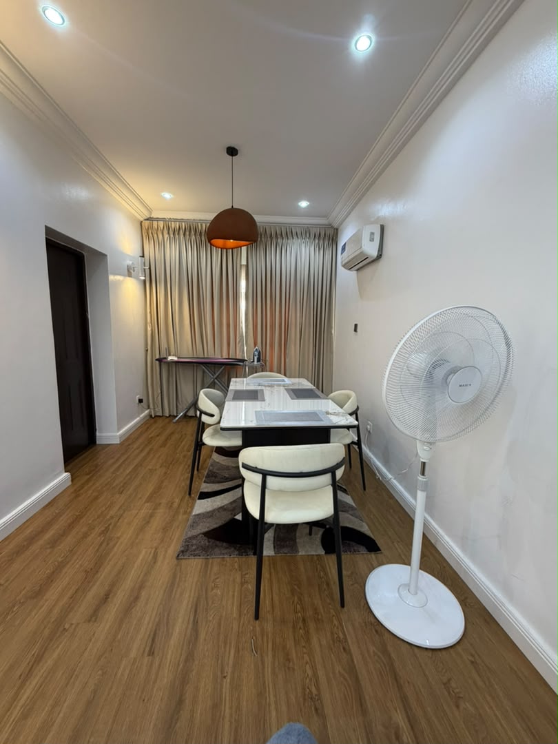 Luxury 1-Bedroom Apartment – Utako, Abuja