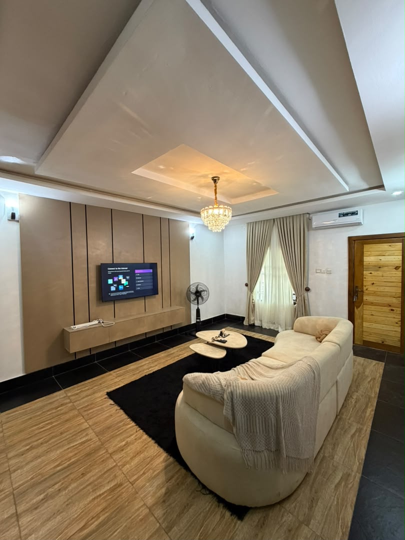 Luxury 3-Bedroom Apartment – Utako, Abuja  ₦3,000,000 per month