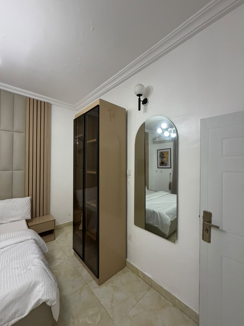 Luxury 1-Bedroom Apartment – Wuye, Abuja

₦1,950,000 per month